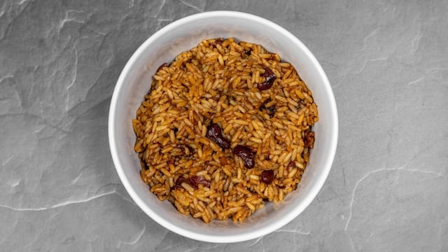 Side Rice & Beans with Gravy.